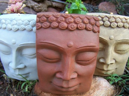BUDDHA TEALIGHT CANDLE HOLDER IN BLUISH BRONZE TONE BUDDHA TEALIGHT CANDLE HOLDER IN BLUISH BRONZE TONE